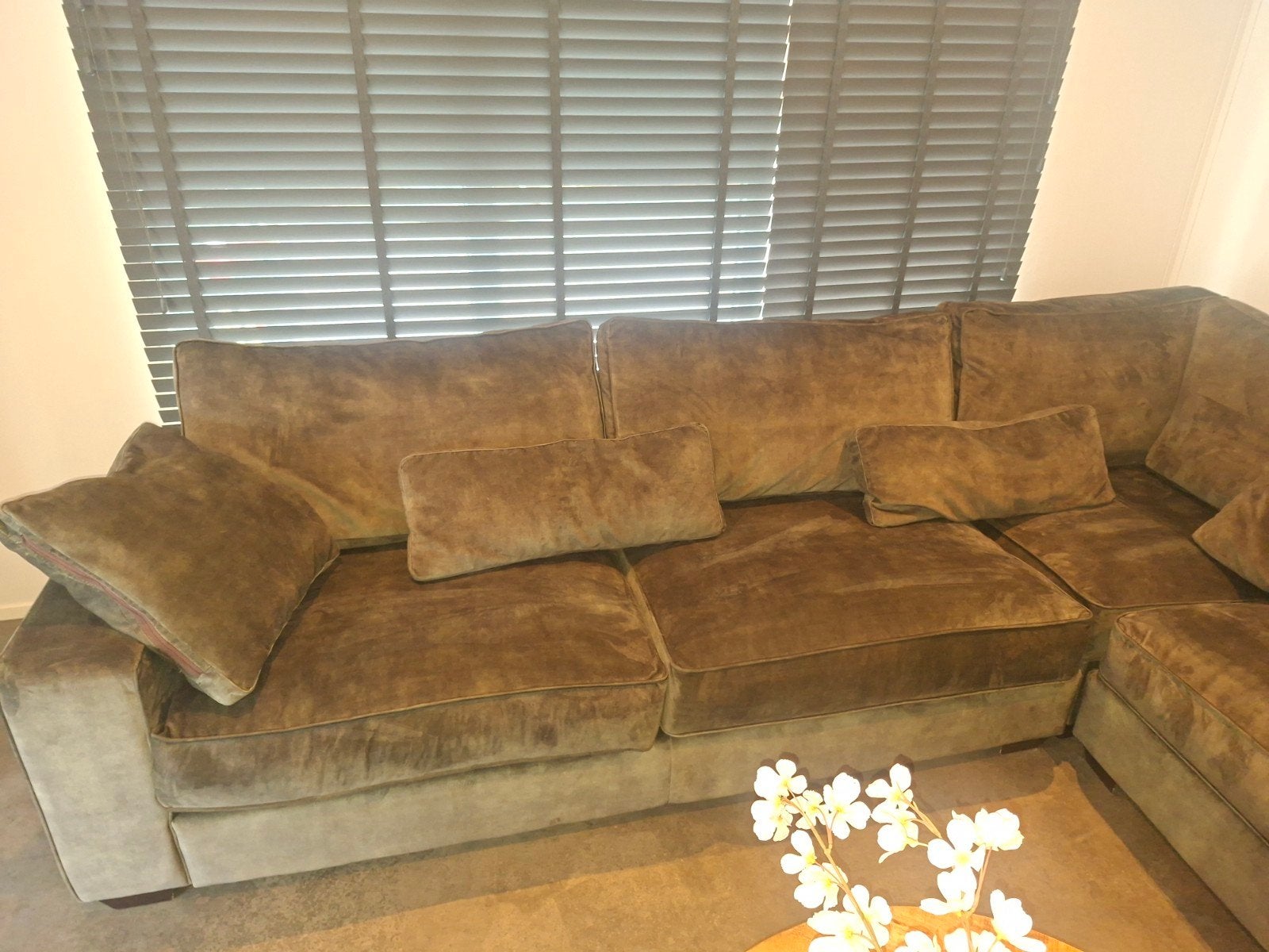 Grote hoekbank, zo goed als nieuw, comfortabel, Modern, Comfortabel, 100 tot 125 cm, Hoekbank, 300 cm of meer