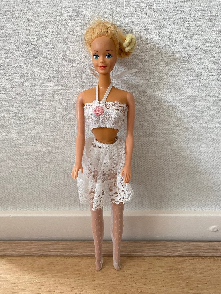Barbie, witte jurk, jaren 80/90, Ophalen of Verzenden, Gebruikt, Barbie