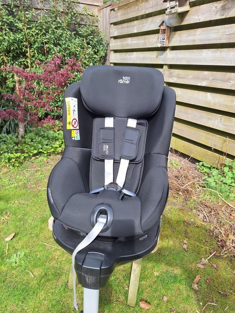 Britax Romer Dualfix M i-size 360 autostoel met babyinzet, Ophalen, Romer, Verstelbare rugleuning, Gebruikt