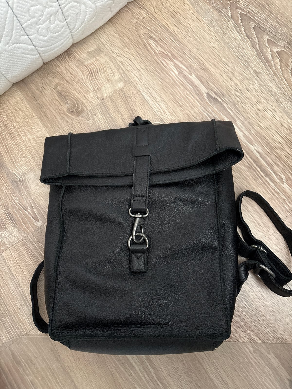 Cowboysbag Backpack Little Doral Zwart - Nieuw met label, Overige merken, Nieuw, Ophalen of Verzenden, Minder dan 25 cm