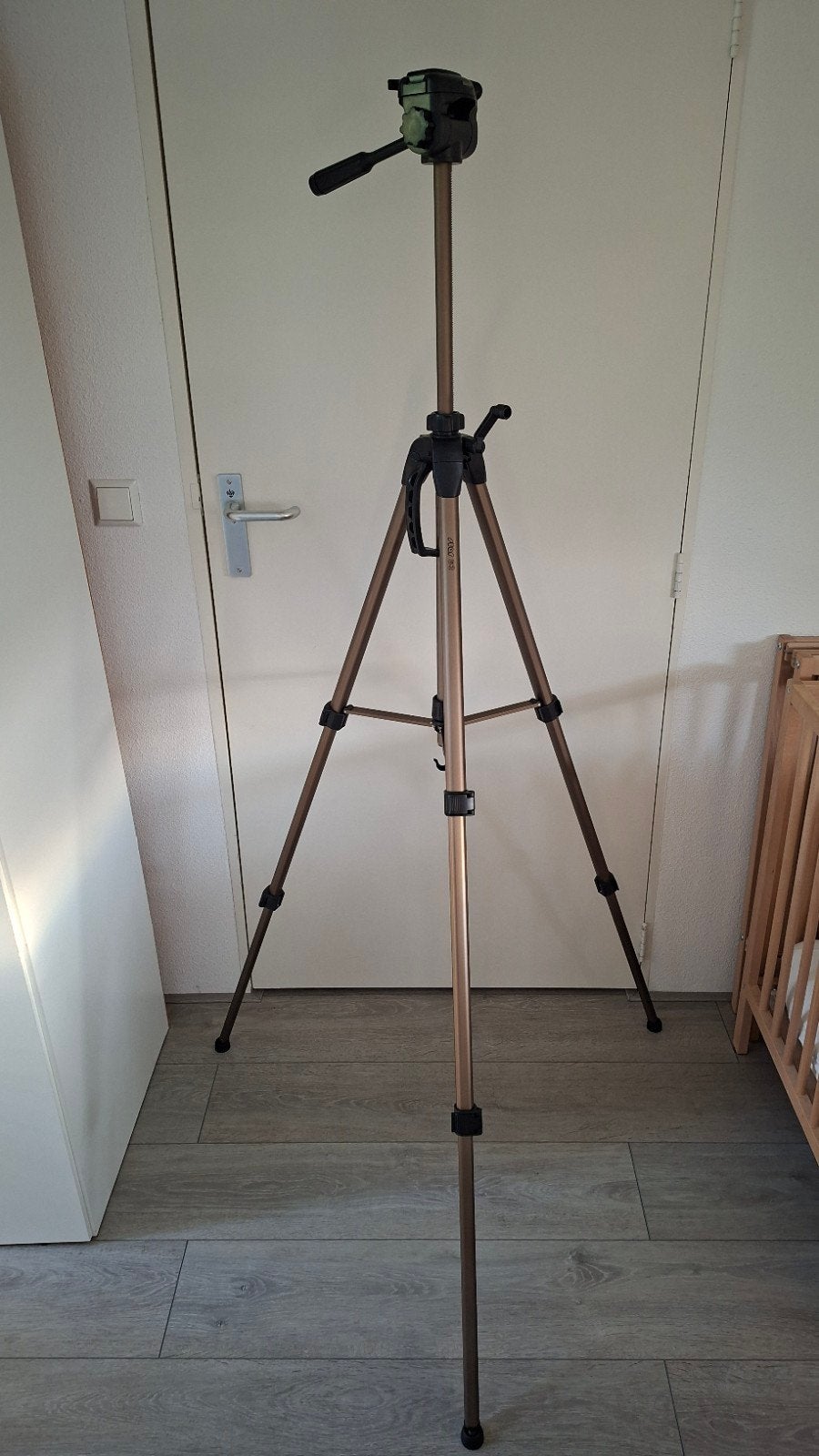Statief Hama voor camera inclusief opbergtas, Ophalen, Zo goed als nieuw, 150 tot 175 cm, Driepoot