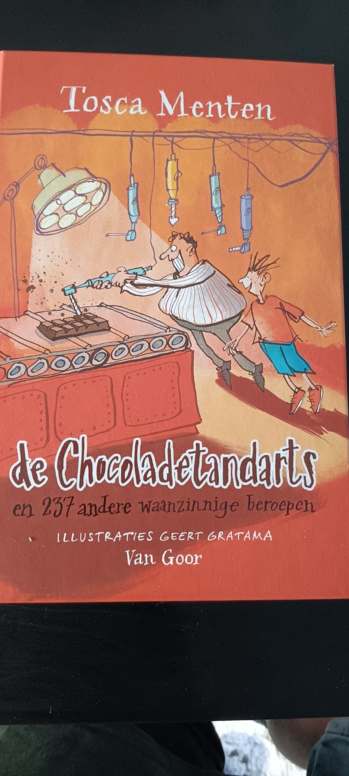 Tosca Menten - De chocoladetandarts, Boeken, Fictie algemeen, Ophalen of Verzenden, Zo goed als nieuw, Tosca Menten