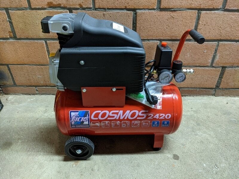 Fini Cosmos 2420 Air Compressor - 2 PK, 8 Bar, Doe-het-zelf en Verbouw, Compressors, Ophalen of Verzenden