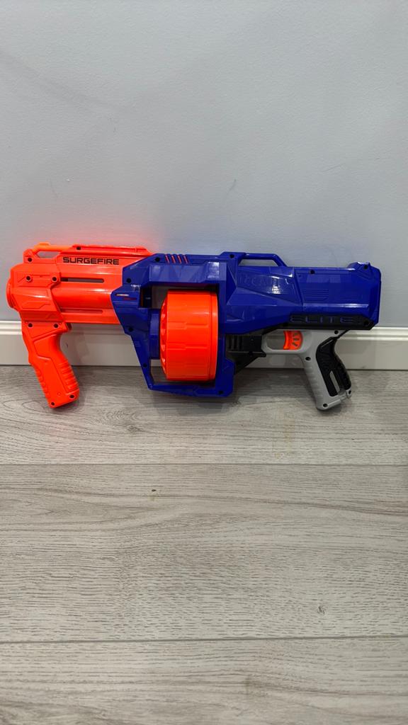 Nerf Elite SurgeFire – Werkt Goed, Ophalen, Zo goed als nieuw