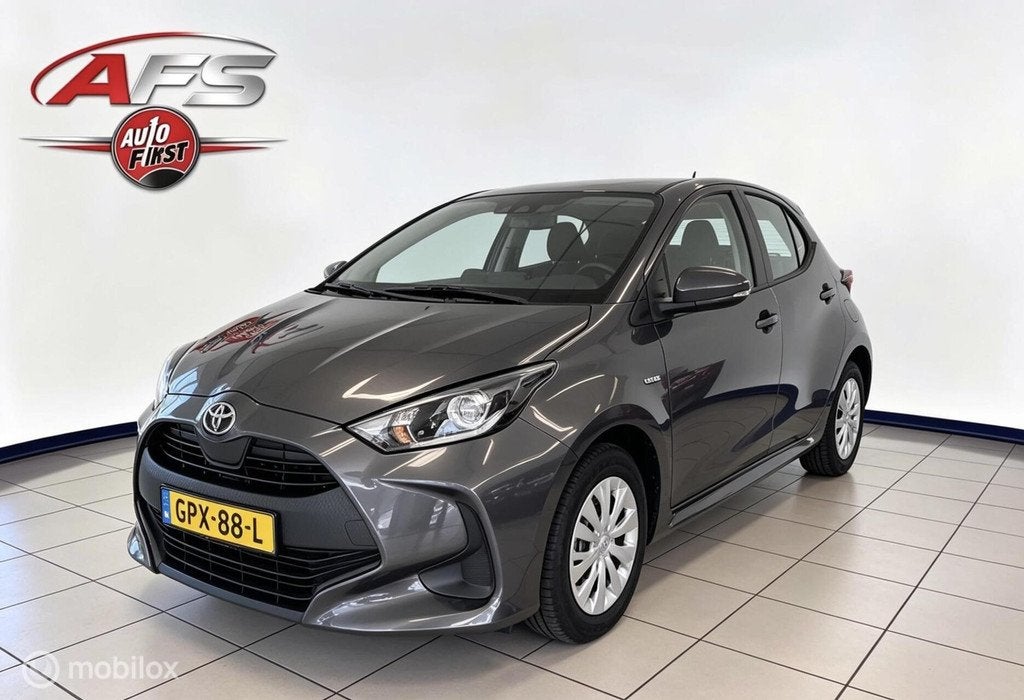 Toyota Yaris 1.5 Hybrid 115 / CarPlay / NL-auto, Auto's, 450 kg, Gebruikt, Euro 6, Bedrijf