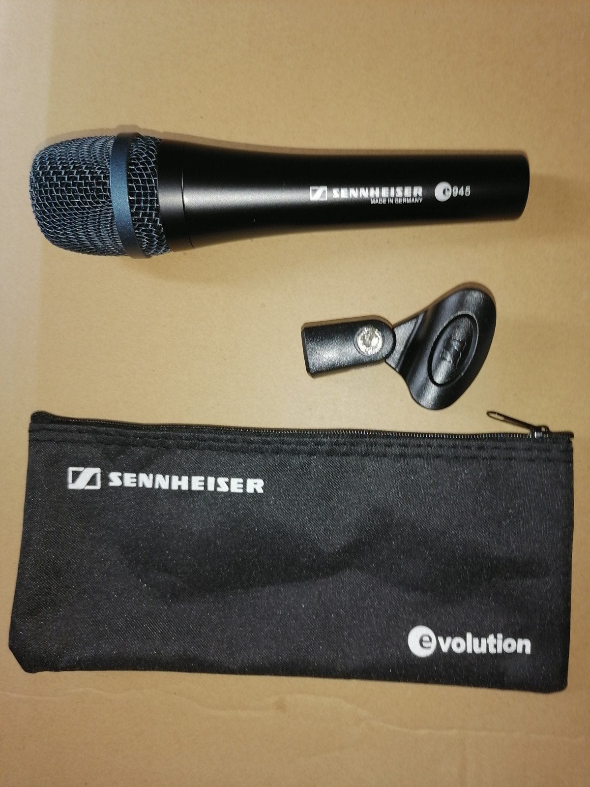 sennheiser e 945, Muziek en Instrumenten, Microfoons, Zo goed als nieuw, Zangmicrofoon, Ophalen