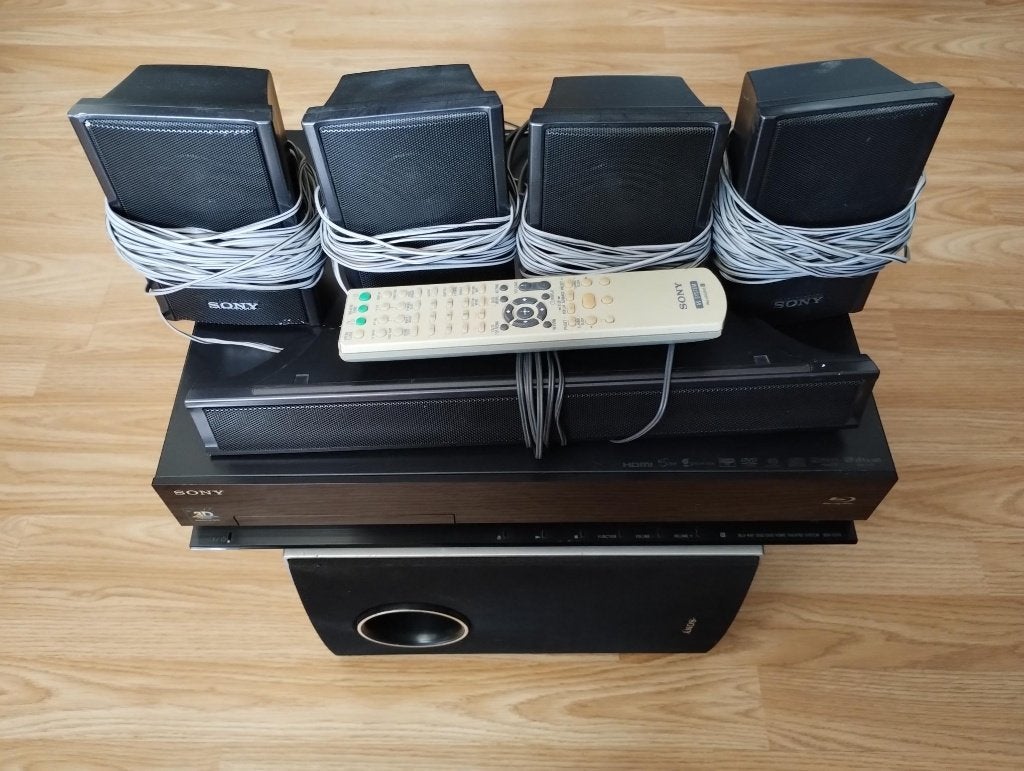 Sony HBD-E370 Blu-ray home theater set, Gebruikt, Blu-ray-speler, 70 watt of meer, Ophalen of Verzenden