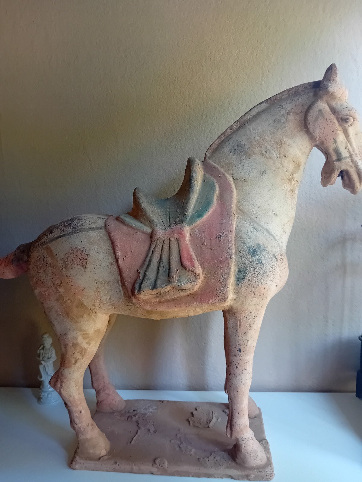 Terracotta paard - Antiek beeld, Antiek en Kunst, Kunst | Beelden en Houtsnijwerken, Beeld, Steen of Keramiek, Zoogdier, 20 - 50 cm