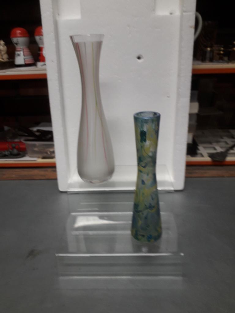 2 VINTAGE GLAZEN VAZEN uit de FIFTIES in GOEDE ST PER ST 5 E, Ophalen of Verzenden