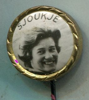 Sjoukje Dijkstra kunstschaatser koper Astor speldje( S_194), Verzamelen, Speldjes, Pins en Buttons, Verzenden, Zo goed als nieuw