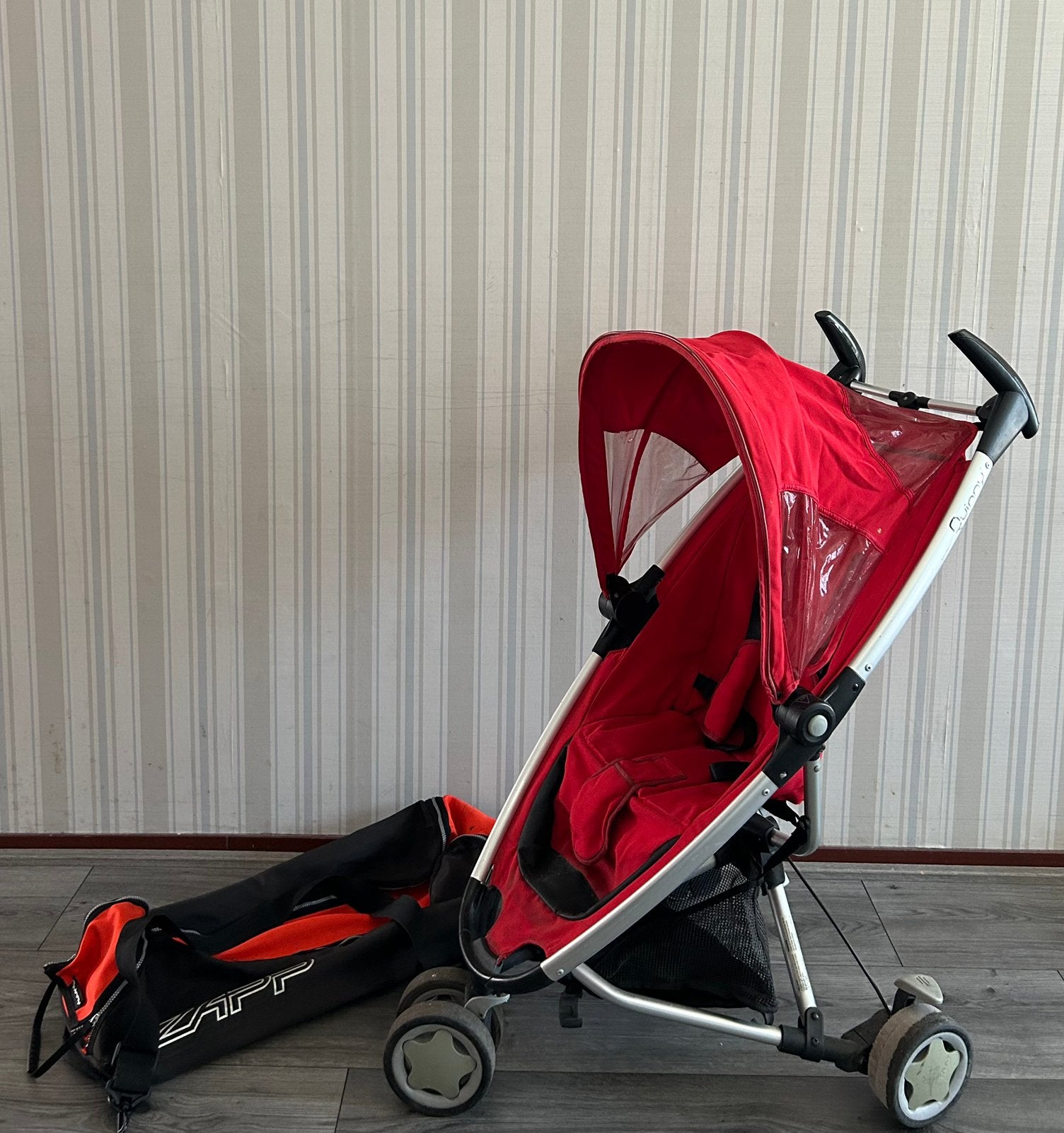 Rode Quinny Zapp, Kinderen en Baby's, Buggy's, Gebruikt, Quinny, Ophalen