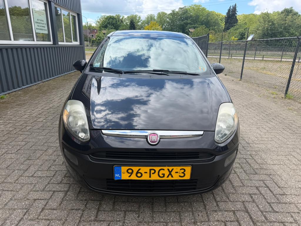 Fiat Punto 1.3 Multijet 62KW 5DR 2011 Zwart AIRCO, Voorwielaandrijving, Euro 5, 28 km/l, 4 cilinders