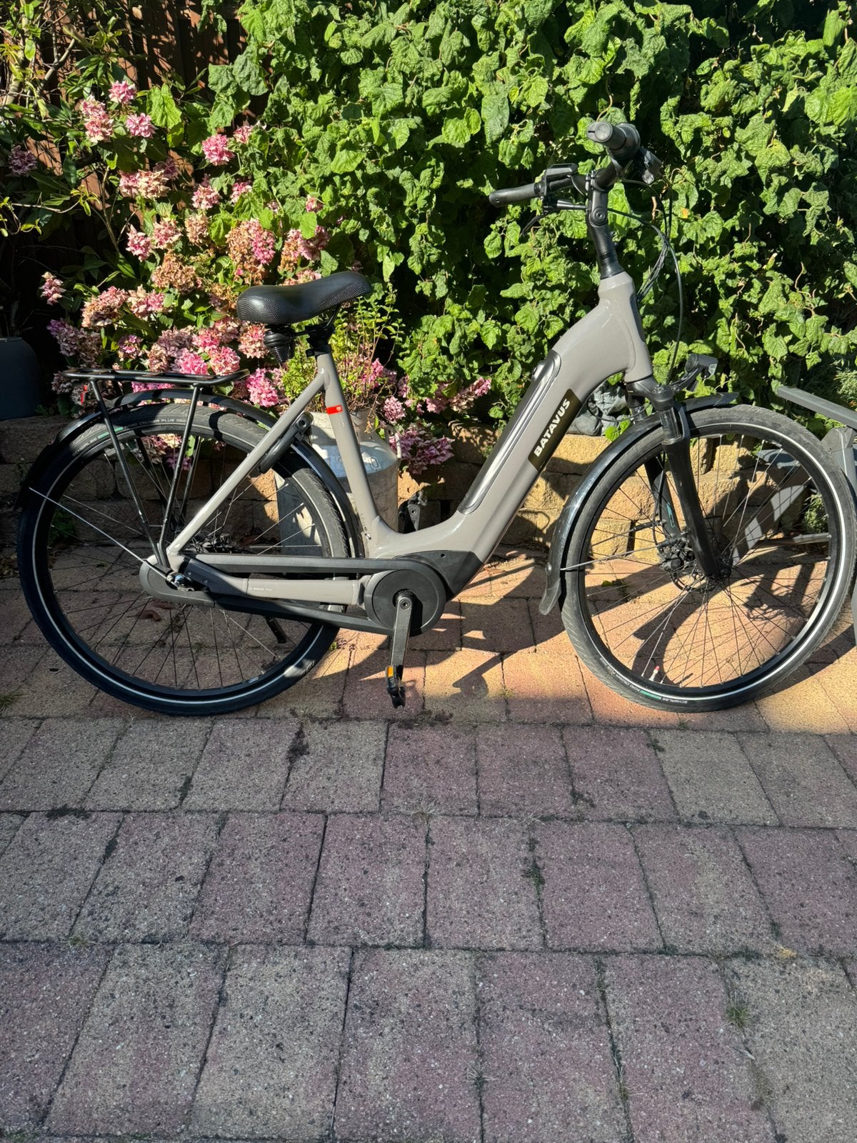 Batavus Altura Smart System 500Wh 2024 - Framemaat 56, 55 tot 59 cm, Ophalen, Zo goed als nieuw, Batavus