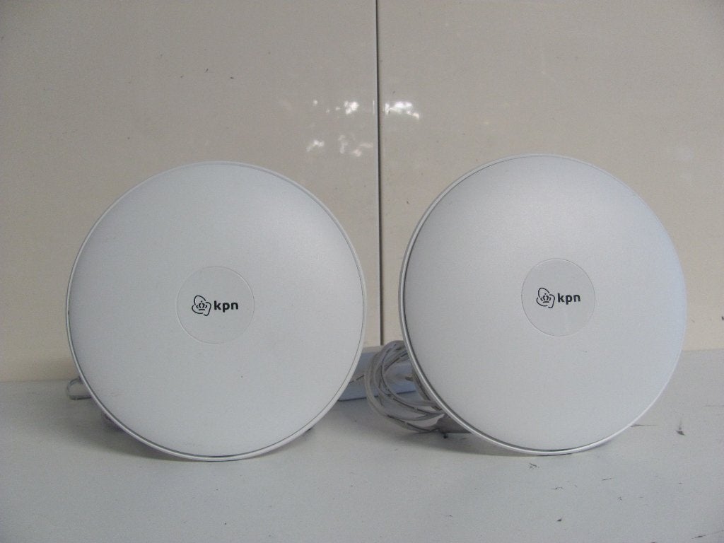 KPN SUPER WIFI-punten 2 stuks met standaards en adapters, Computers en Software, WiFi-versterkers, Ophalen of Verzenden, Zo goed als nieuw