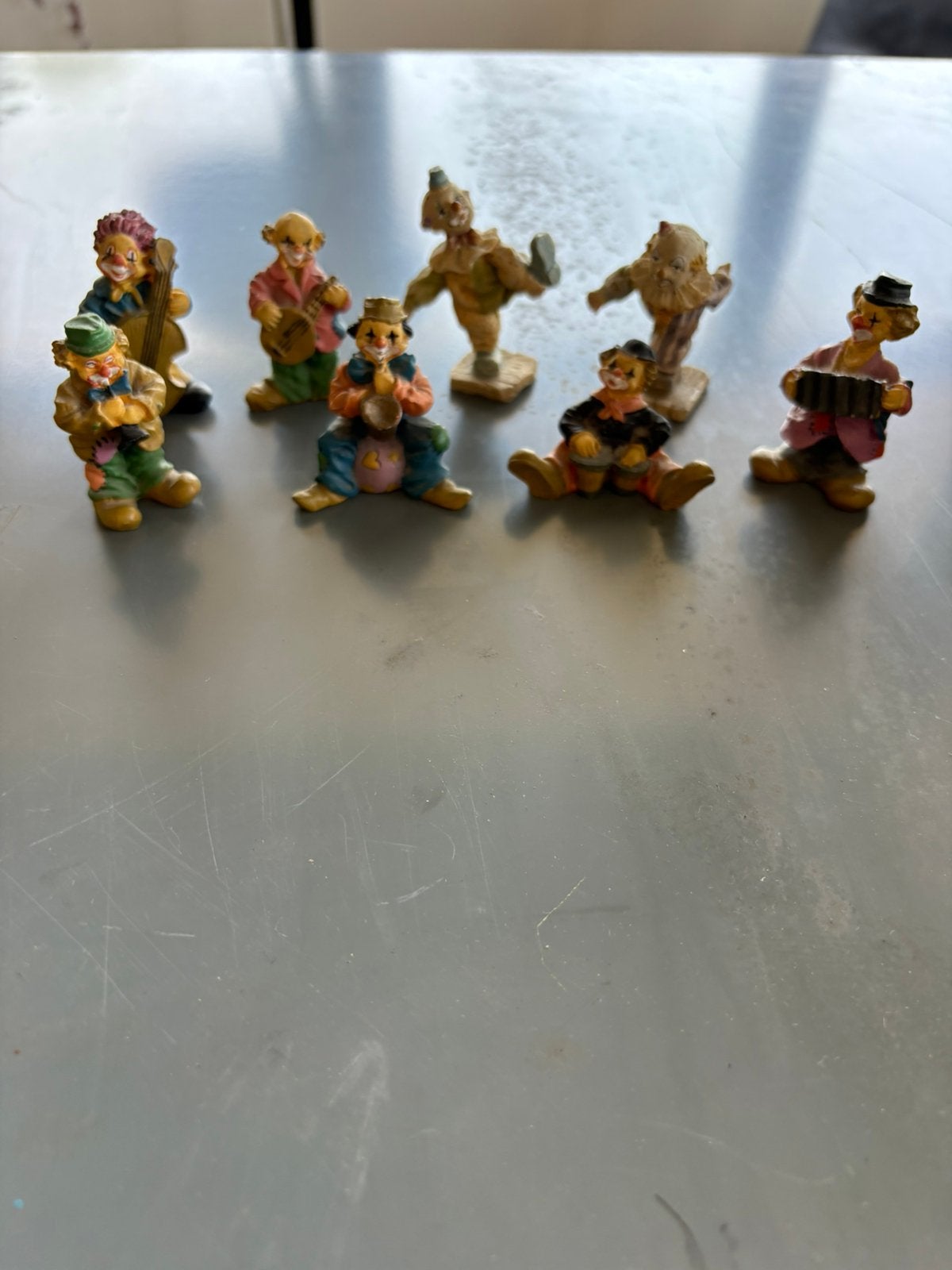 (2) Vintage Clownorkest Set 8 Figuren Muzikanten & Acrobaten, Verzenden, Zo goed als nieuw, Dier
