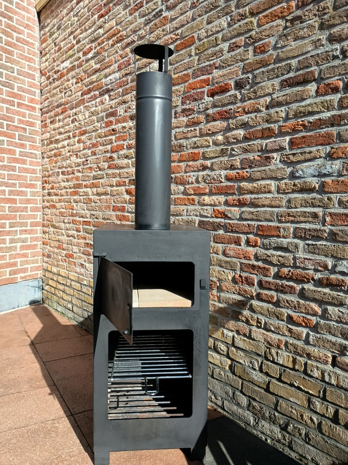 Houtkachel - pizza oven - terrashaard- barbecue, Ophalen, Zo goed als nieuw