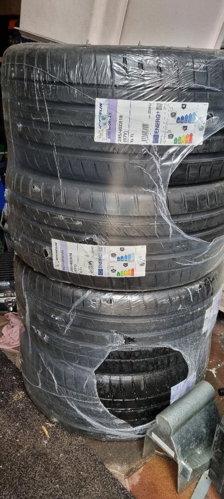 4x nieuwe Zomerbanden michelin pilot sport 4s 245/40zr18, Auto-onderdelen, Banden en Velgen, Ophalen, 18 inch, 245 mm, Banden en Velgen
