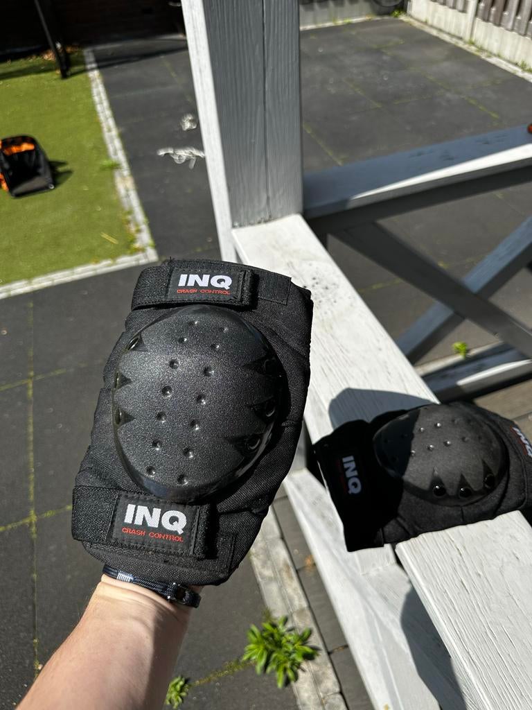 INQ Kniebeschermers - Crash Control Inline Skate Bescherming, Motoren, Ophalen of Verzenden, Nieuw zonder kaartje, Kinderen, Overige typen
