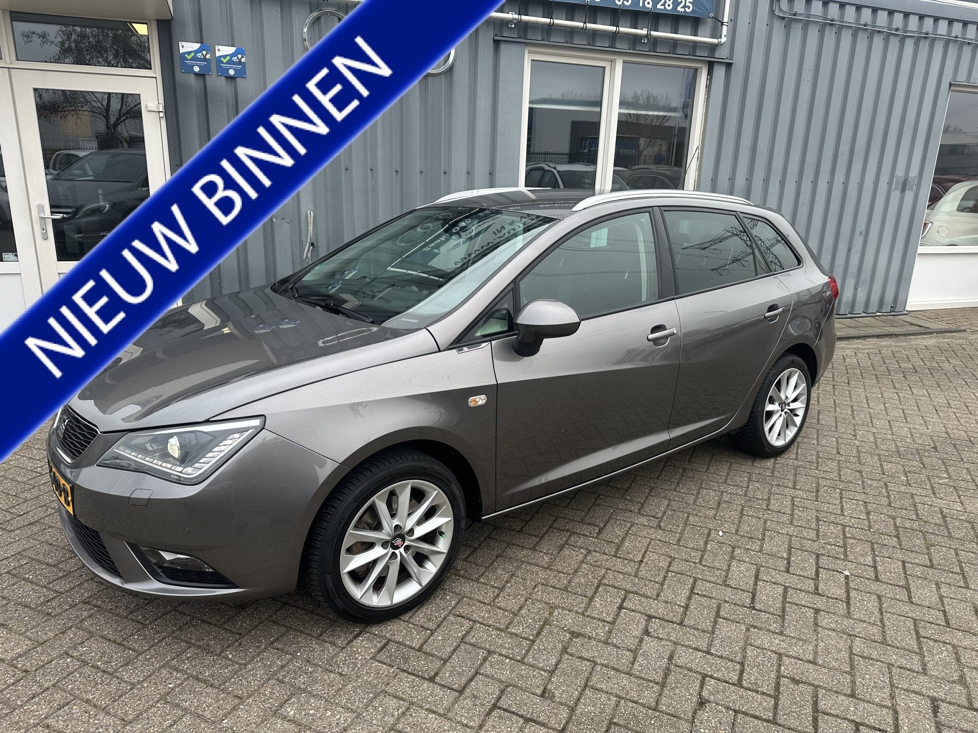 SEAT Ibiza ST 1.0 EcoTSI Style Connect (bj 2016, automaat), Auto's, Gebruikt, 580 kg, Origineel Nederlands, 1065 kg
