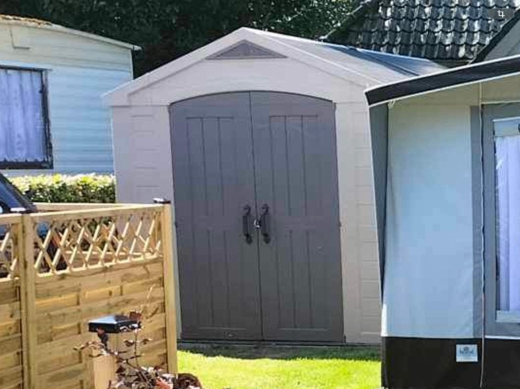 Keter tuinhuis, Tuin en Terras, Tuinhuizen, Kunststof, Gebruikt, Minder dan 200 cm, 1 raam