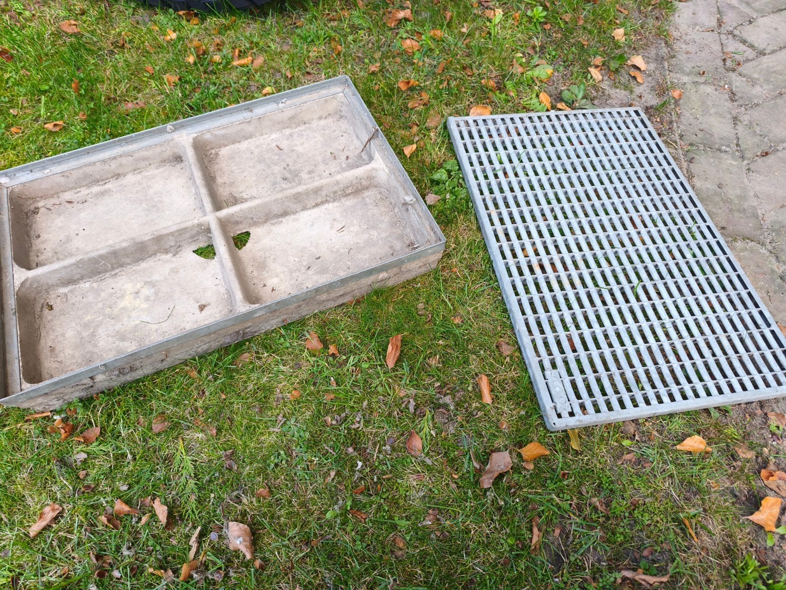 Afvoerput met rooster - Gebruikt, Ophalen, Gebruikt, Minder dan 2 meter, 80 mm of meer
