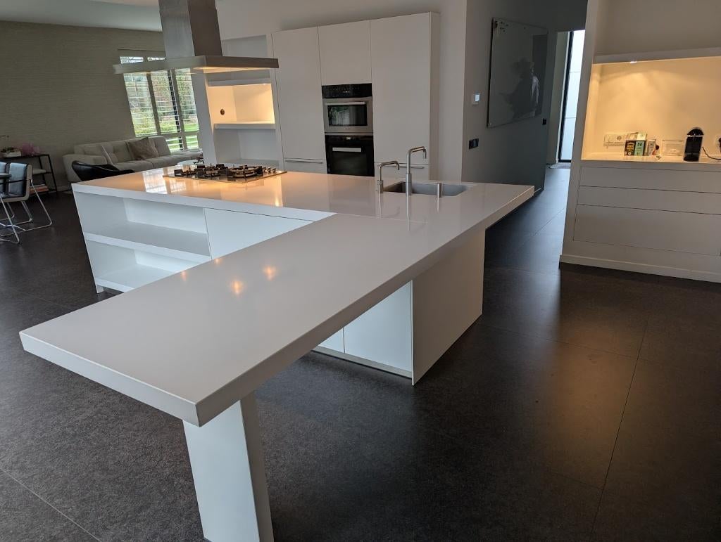Schitterende Bulthaup B3 eiland-keuken, Greeploos, Wit, Overige typen, Ophalen of Verzenden