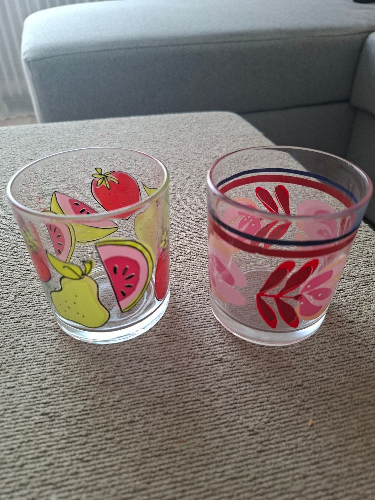 Set van 2 glazen met fruit- en bloemmotief Blond Amsterdam, Ophalen, Glas of Glazen, Modern, Glas
