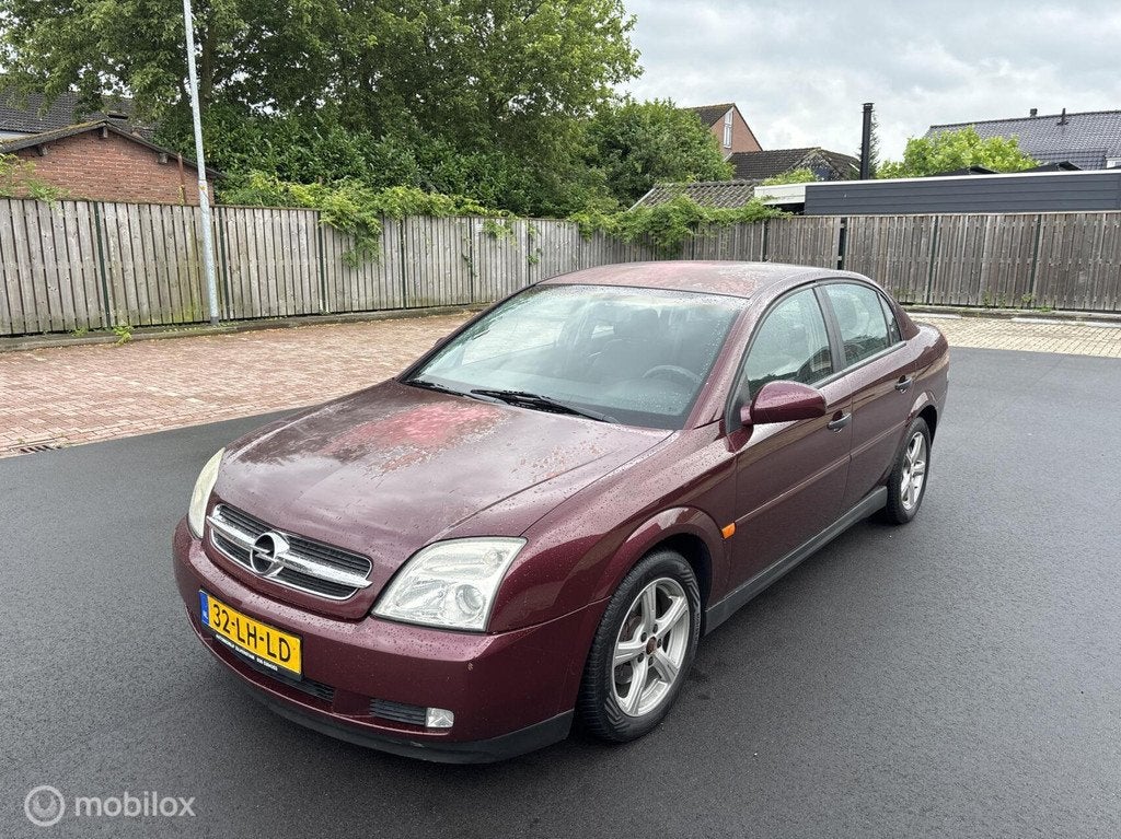 Opel Vectra 2.2-16V Comfort Automaat, Auto's, Opel, Gebruikt, Emergency brake assist, 4 cilinders, 715 kg