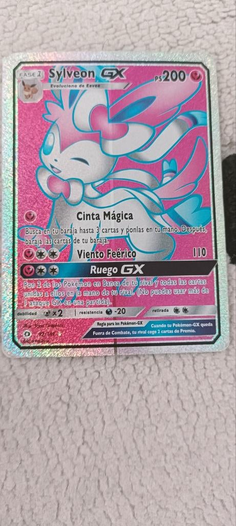 Sylveon GX 92/149 Pokémon Kaart Sun & Moon Guardians Risin, Ophalen of Verzenden