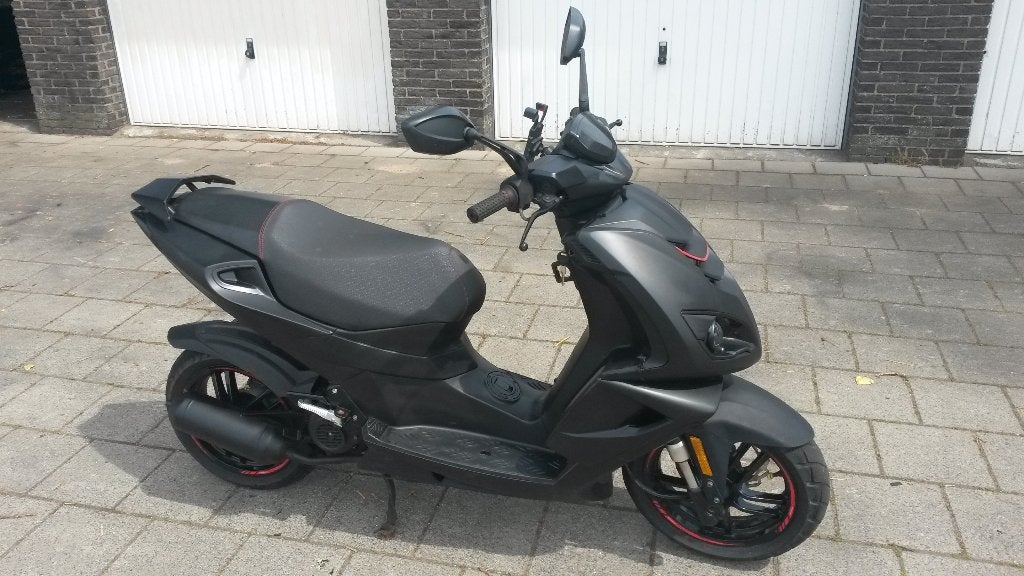 peugeot speedfight 4 2016,  inruil mogelijk, Fietsen en Brommers, Brommers | Peugeot, Ophalen of Verzenden