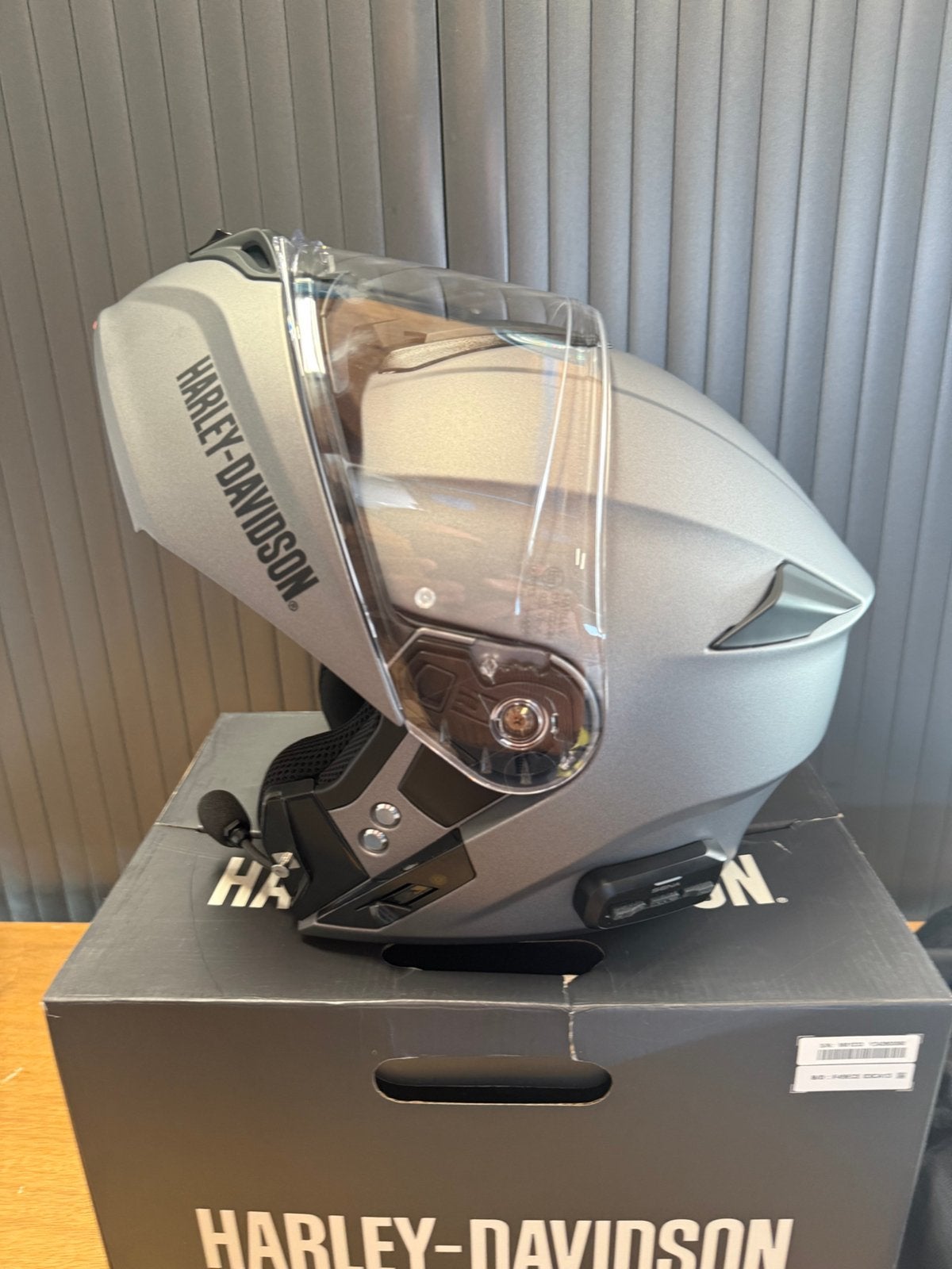 Outrush R N03 Harley 2026 Helm mt M bluetooth Sena Mat Grijs, Motoren, M, Systeemhelm, Heren, Ophalen of Verzenden