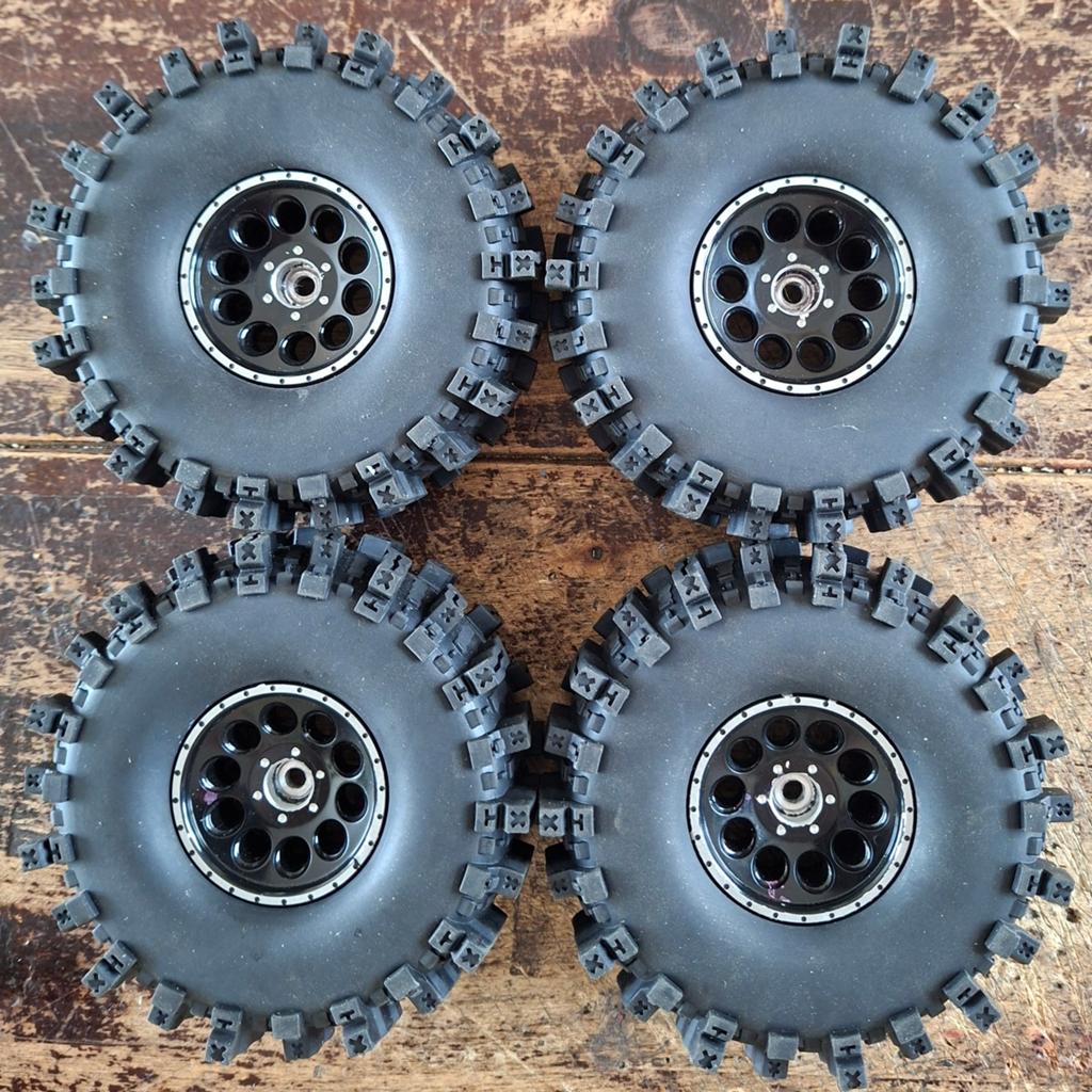 Mooie set aluminium beadlock velgen met geknipte banden, Elektro, Auto offroad, Ophalen of Verzenden, Zo goed als nieuw