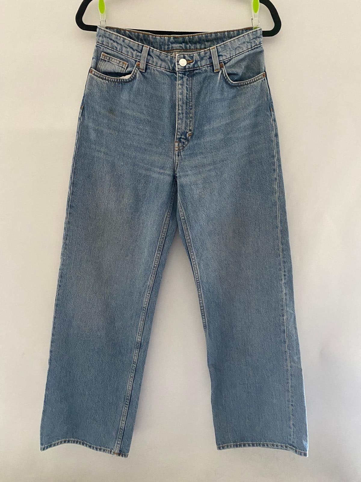 Monki Wide Leg High Waist Jeans Lichtblauw | Maat S / 36, Ophalen of Verzenden, Zo goed als nieuw, Blauw, W28 - W29 (confectie 36)