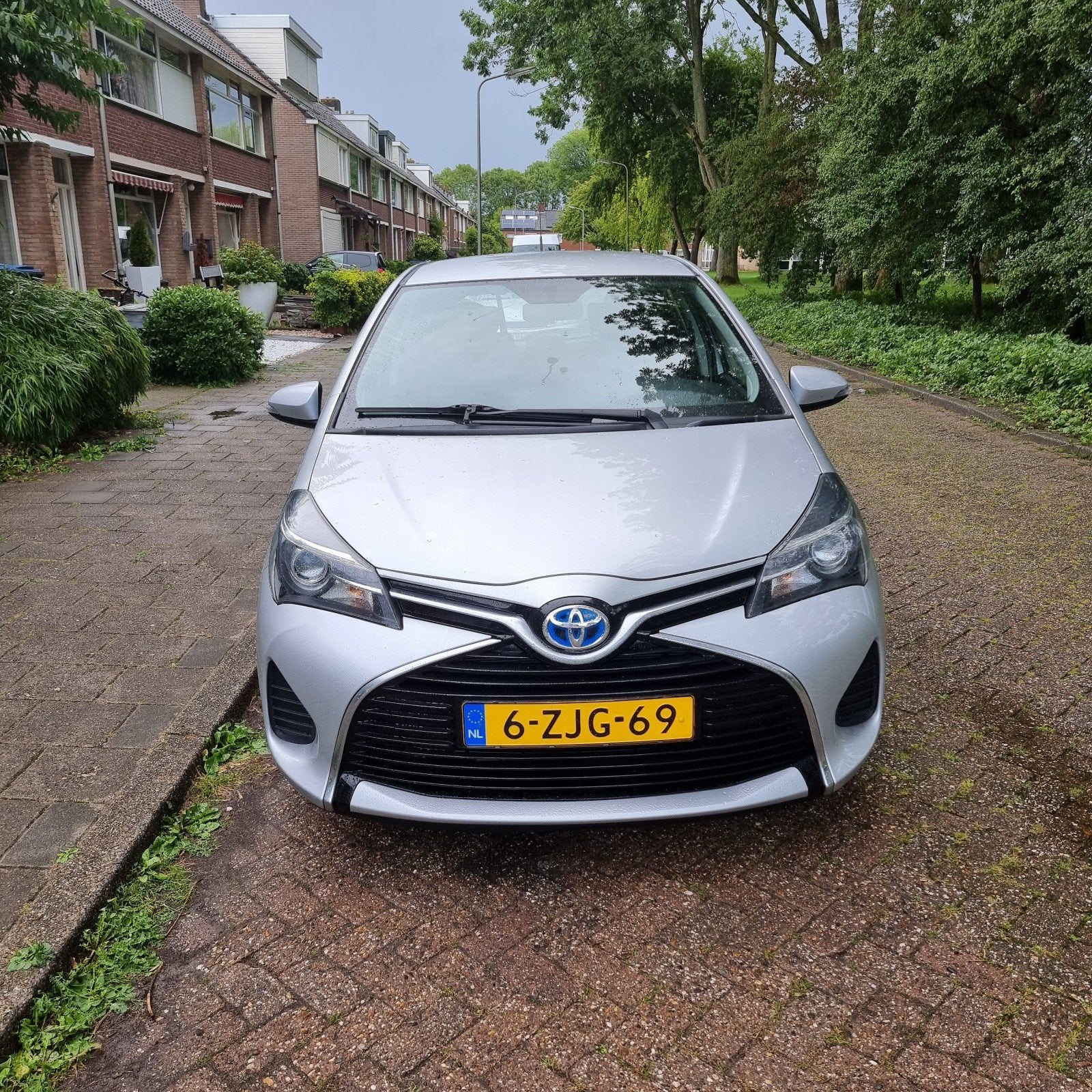Toyota Yaris 1.5 Hybrid Automaat- Perfecte staat– Nieuwe APK, 1497 cc, 74 pk, Euro 6, 4 cilinders
