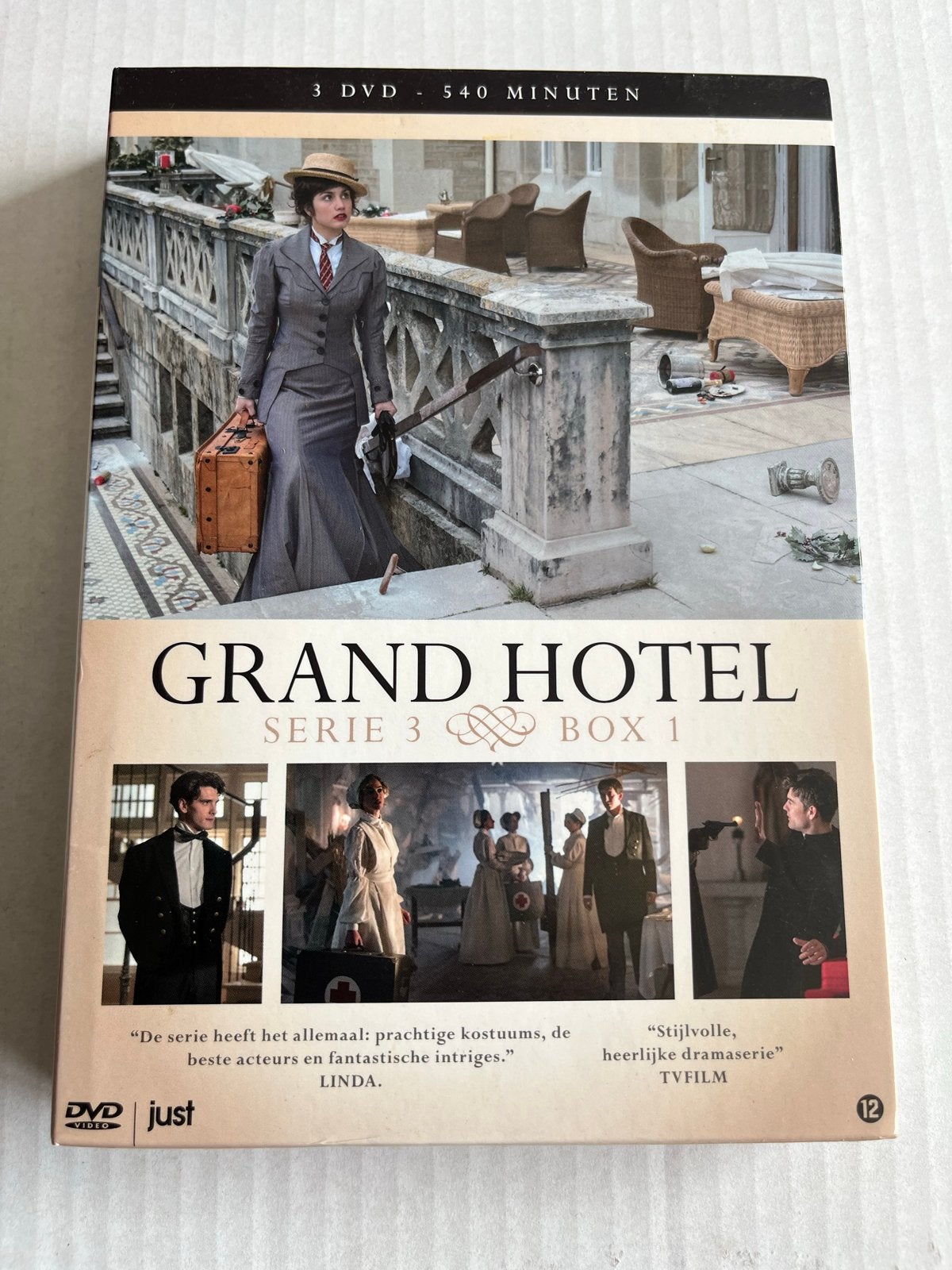 Grand Hotel - Serie 3 Box 1 (DVD), Gebruikt, Nederlands, Spaans, Vanaf 12 jaar