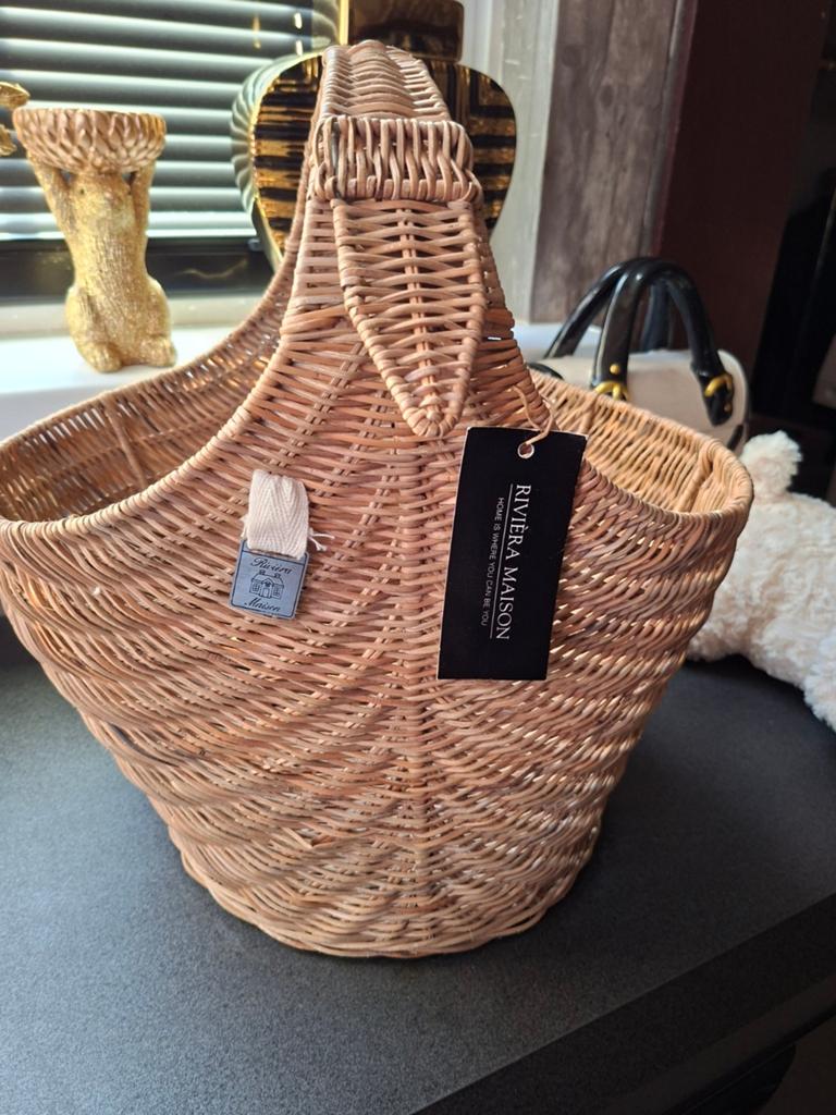 Riviera Maison Rattan Mand - Rustic Best Magazine Basket, Beige, Ophalen of Verzenden, Natuurlijk materiaal, Landelijk