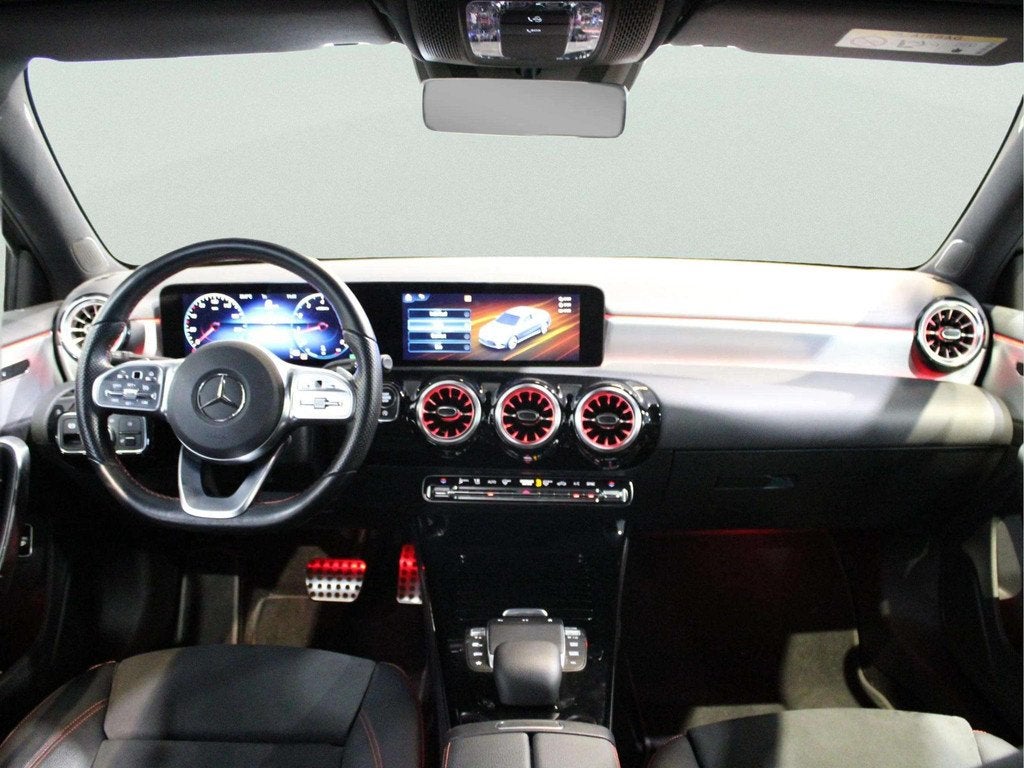 Mercedes-Benz A-Klasse Limousine 180 Business Solution AMG, Auto's, Mercedes-Benz, 136 pk, 4 cilinders, Automatische klimaatregeling