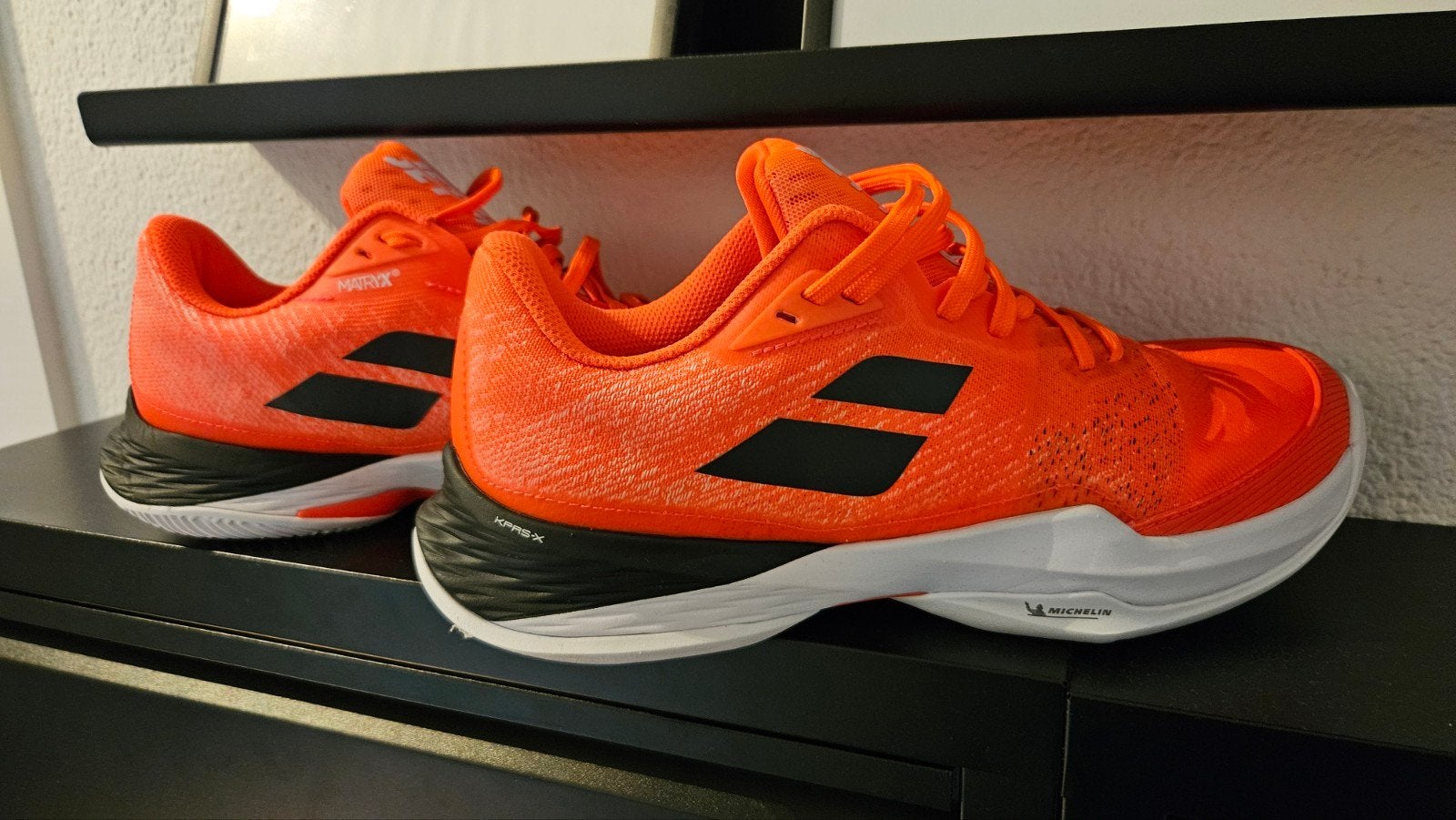 Nieuwe Babolat Jet Mach 3 Clay Heren Tennisschoenen maat 42, Sport en Fitness, Tennis, L00, Schoenen, Nieuw, Ophalen of Verzenden