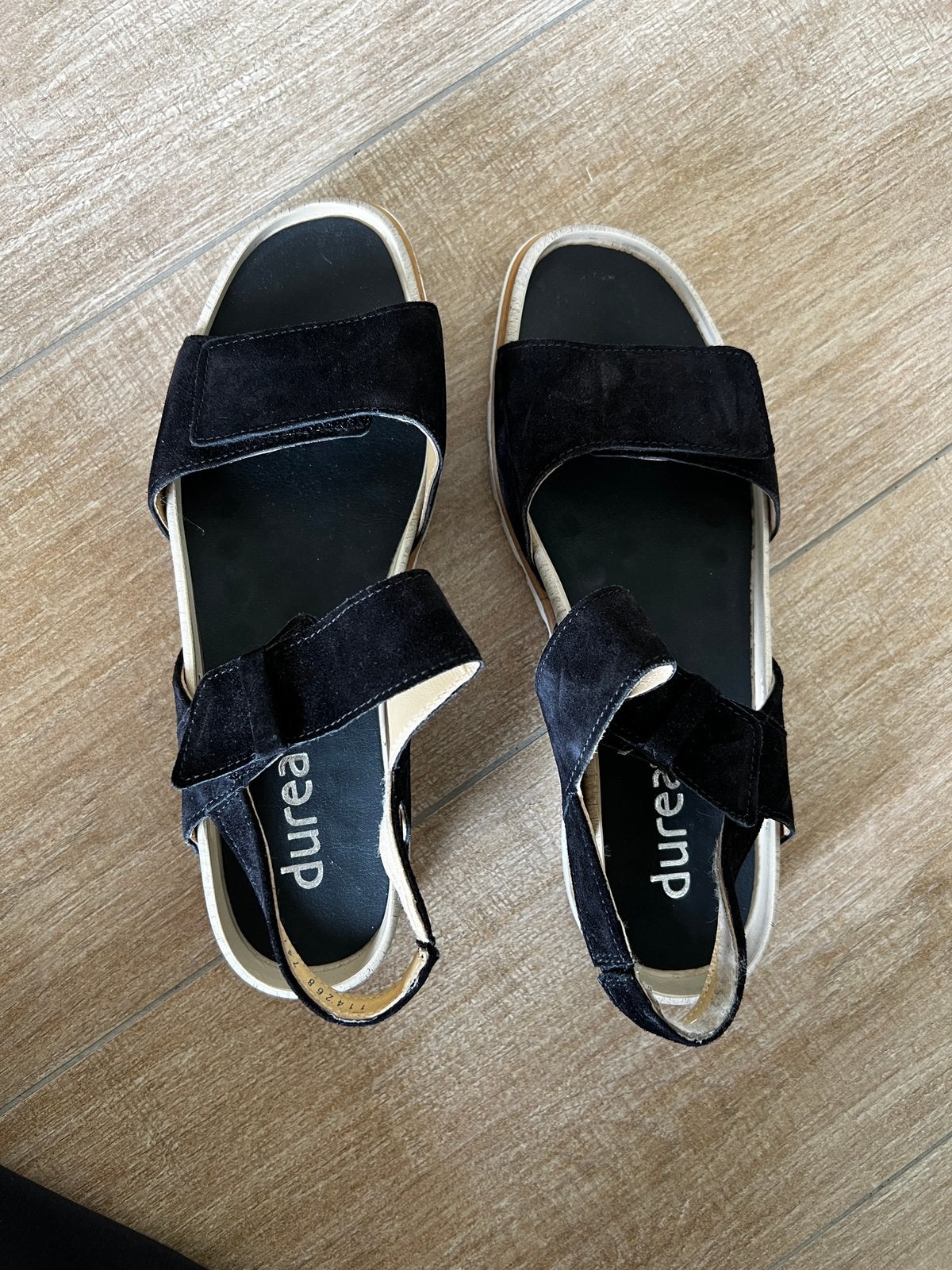Durea sandalen maat 7-E zwart, Kleding | Dames, Schoenen, Ophalen of Verzenden, Zo goed als nieuw, Zwart, Sandalen of Muiltjes