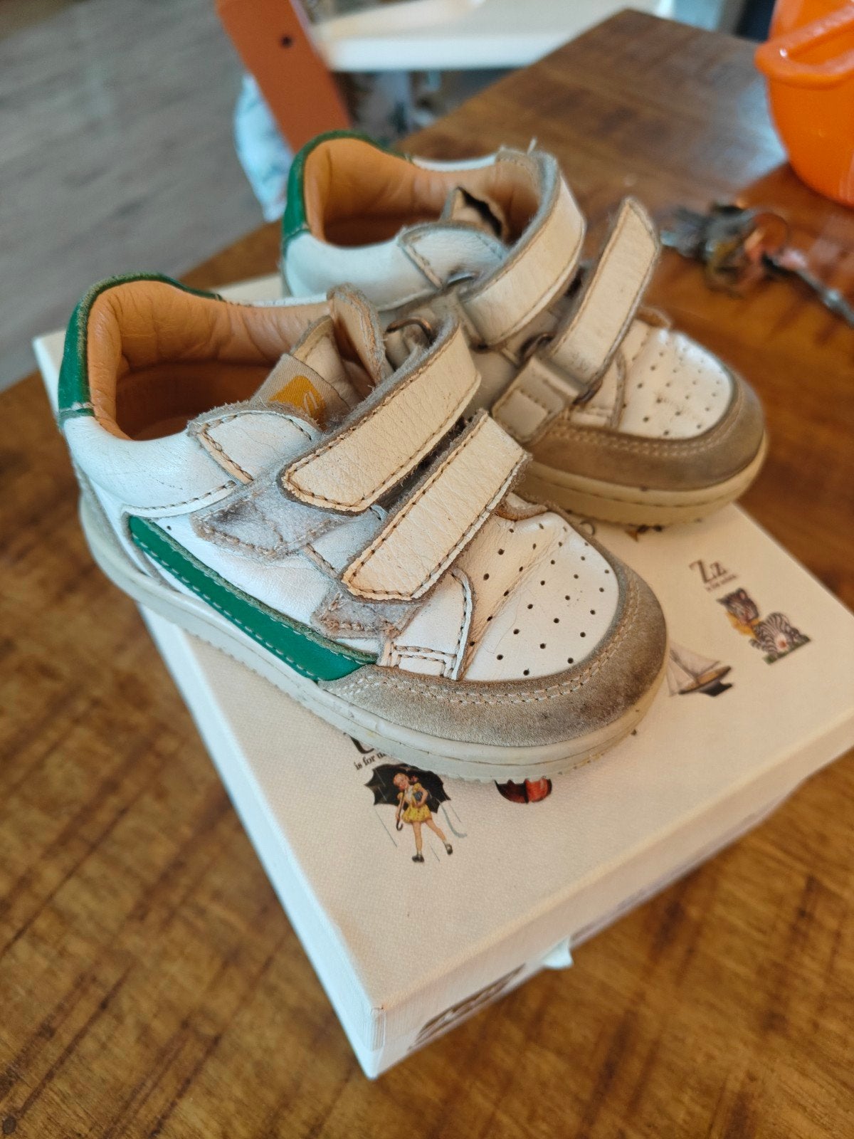baby sneakers maat 20, Kinderen en Baby's, Ophalen, Ocra, Jongetje of Meisje, Gebruikt