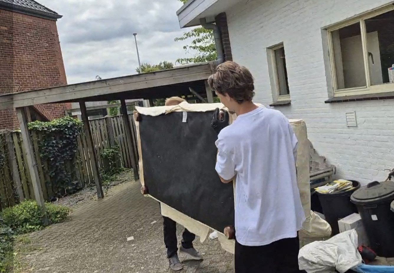 opruim service huis en tuin, Ophalen