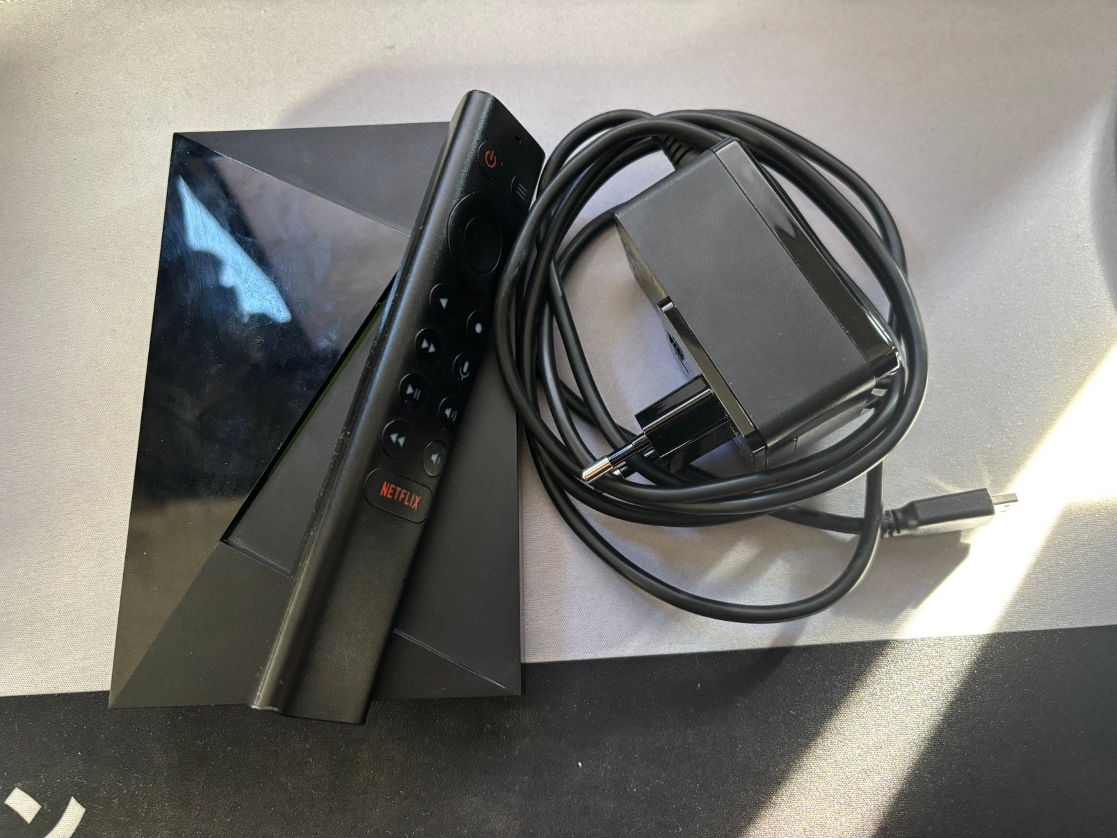 Nvidia Shield TV Pro 4K HDR - in perfecte staat!, -, -, Ophalen of Verzenden, Zo goed als nieuw