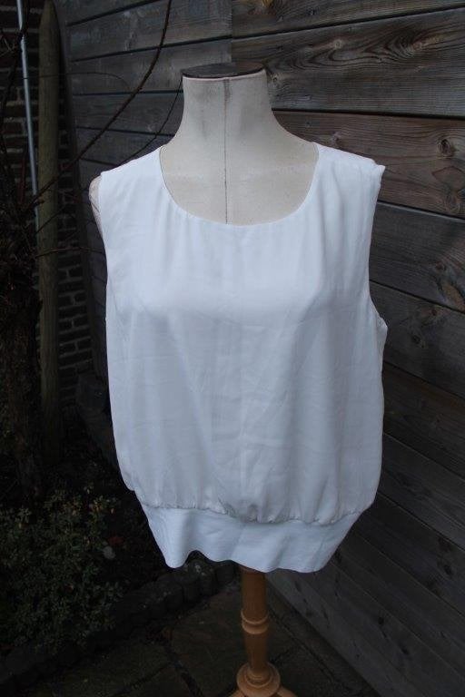 Top ecru claudia Strater mt 46 Vaste prijs, Beige, Maat 46/48 (XL) of groter, Ophalen of Verzenden, Zo goed als nieuw