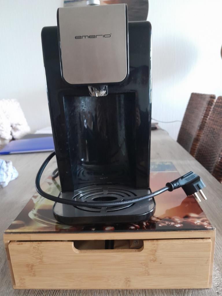 Emerio heet water dispenser WD-118981 met voorraadbox, Gebruikt, Overige modellen, Ophalen of Verzenden, 1 kopje