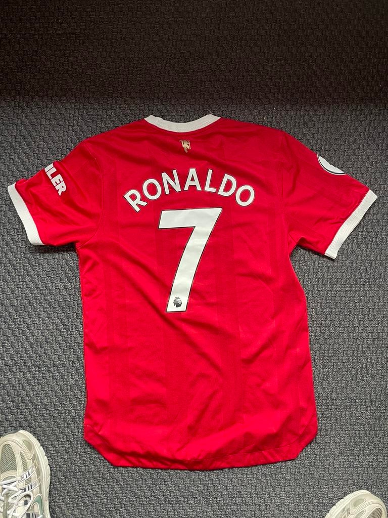 Ronaldo shirt Manchester United maat M, Sport en Fitness, Voetbal, Maat M, Ophalen of Verzenden, Zo goed als nieuw, Shirt