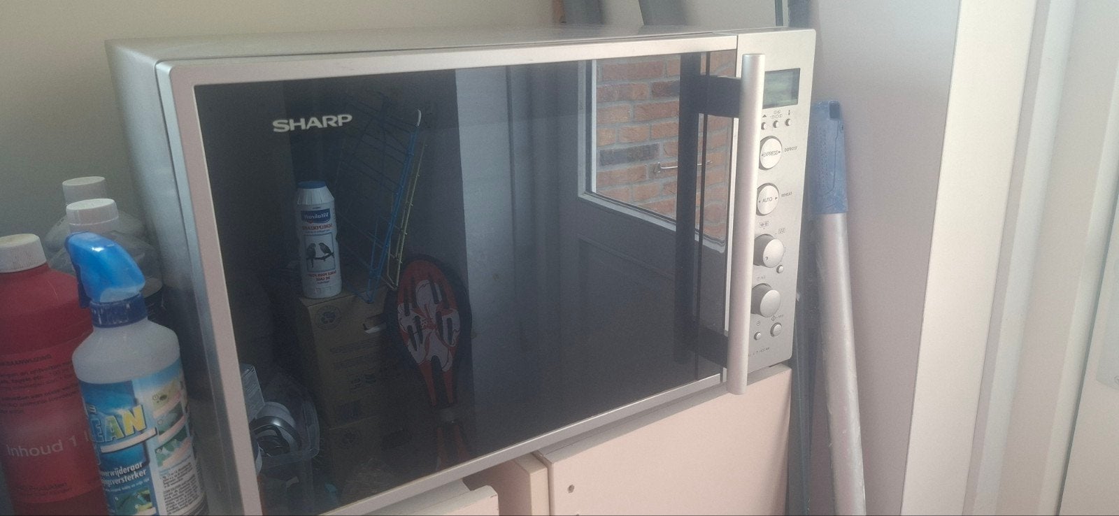 Sharp Combimagnetron R-939 - Zo goed als nieuw, Ophalen, Combimagnetron, Gebruikt, Hete lucht