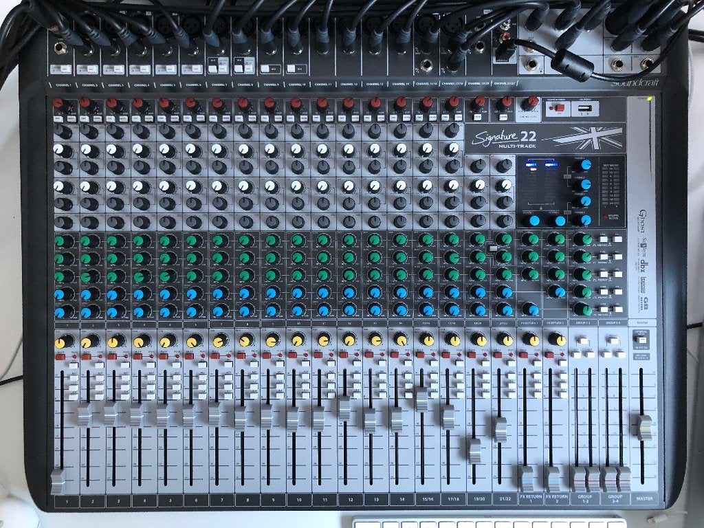 Soundcraft Signature 22 MTK - als nieuw in originele doos, Muziek en Instrumenten, Mengpanelen, Ophalen of Verzenden, Zo goed als nieuw