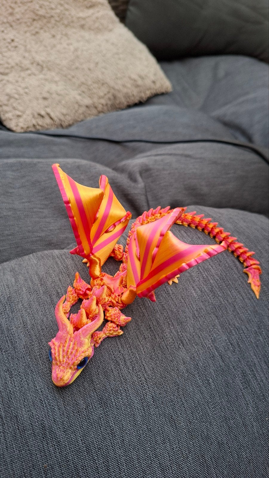 Flexibele Draak Roze/Oranje - 3D Geprint Speelgoed, Verzamelen, Poppetjes en Figuurtjes, Ophalen of Verzenden, Nieuw