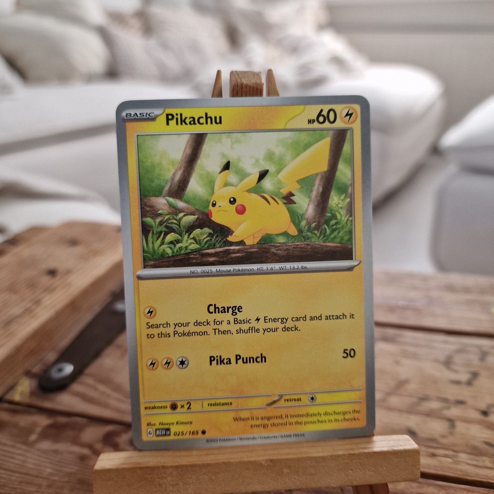 Pikachu Pokémon kaart 025/165 - Zo goed als nieuw, Ophalen of Verzenden