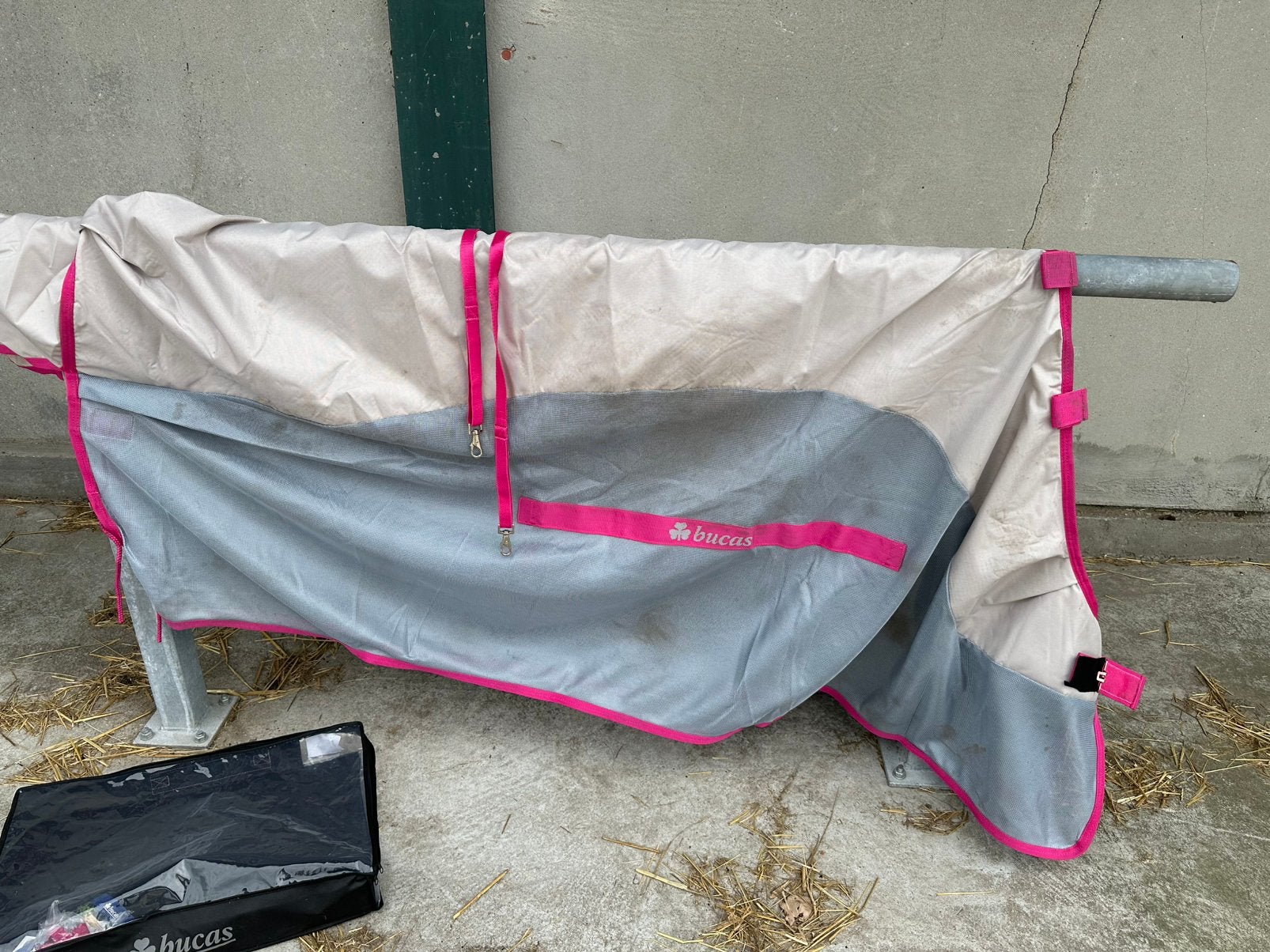 Bucas buzz off rain 6,9, Ophalen of Verzenden, Nieuw